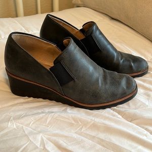 Life Stride wedge heels